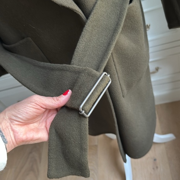 NWOT Vince wool blend trench coat. Army green/brown color, XS, oversized fit. - Picture 9 of 11